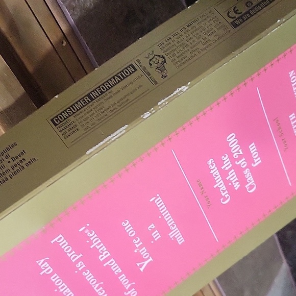 1999 Mattel Barbie Doll Millennium Graduate Girl - Picture 6 of 8